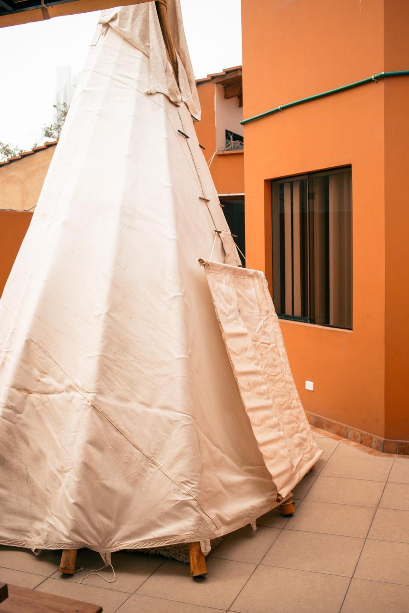 Temazcal Hostel Lima Exteriör bild